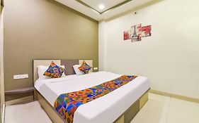 Fabhotel Urban Elite